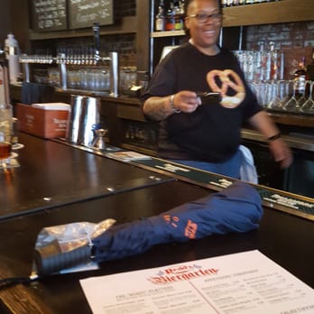 Redd's Biergarten - German Near Me - Newark, New Jersey