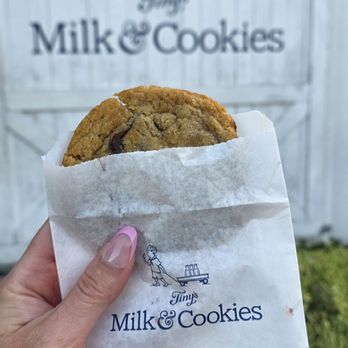 Tinys Milk & Cookies - Austin - Bakeries Near Me - Austin, Texas Tinys Milk & Cookies - Austin - Bakeries Near Me - Austin, Texas