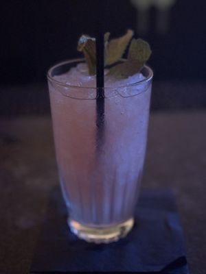 Willis Show Bar by null