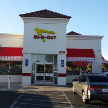 In-N-Out Burger - store front - Fast Food Near Me - Tracy, California