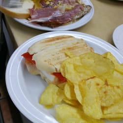 Un Poquito
