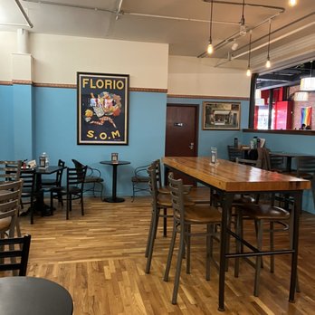 Perk On Main - Lots of places to sit. - Creperies Near Me - Middletown, Connecticut
