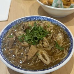 Mi-sua with Intestine