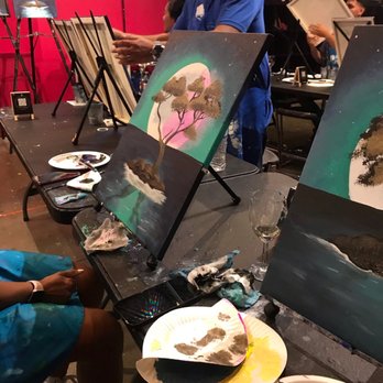 Pinot's Palette - Art Classes Near Me - Tustin, California