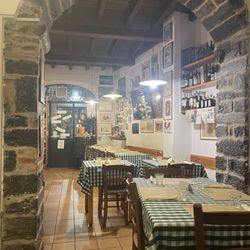 Osteria del Gallo Bottiglieria Con Degustazione - Interior