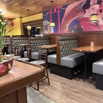 Sushi Kingdom - Seating area - Japanese Near Me - Orange, Connecticut Sushi Kingdom - Seating area - Japanese Near Me - Orange, Connecticut