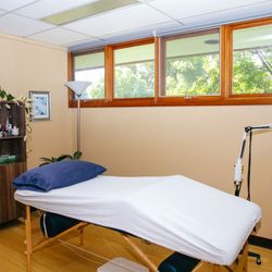 Yampa Valley Acupuncture & Chinese Herbs - Acupuncture treatment room.