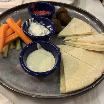 Lakeside Bar & Grill - Cold plate so so - New American Near Me - Celebration, Florida Lakeside Bar & Grill - Cold plate so so - New American Near Me - Celebration, Florida