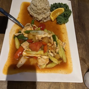 The Lemon Grass - Sweet and sour chicken - Sushi Bars Near Me - St. Petersburg, Florida