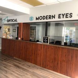 Modern Eyes - Front desk