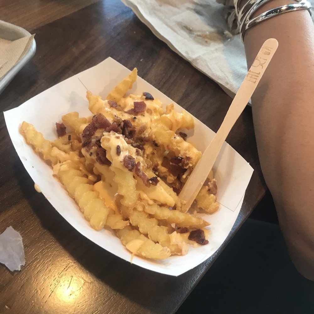 Shake Shack Long Beach - Burgers Near Me - Long Beach, California