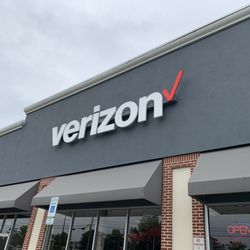 Verizon - Main sign