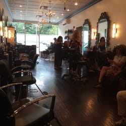 Salon Glam - Inside the GLAM
