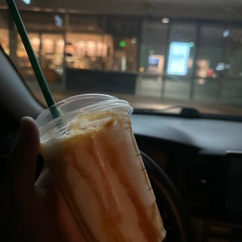 Starbucks - Vanilla Bean Crme Frappuccino Blended Crme - Coffee & Tea Near Me - Costa Mesa, California