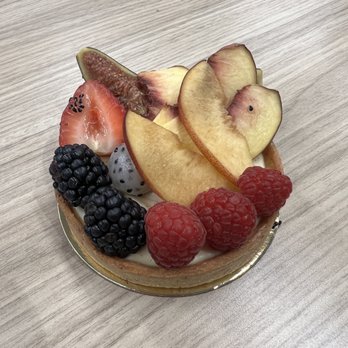 Bakery Lorraine - seasonal fruit tart - Bakeries Near Me - Austin, Texas