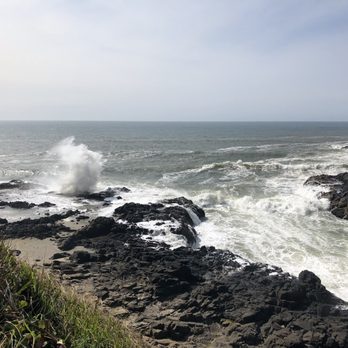 Cape Perpetua Scenic Area - Devil's Churn, waves crashing at high tide. - Hiking Near Me - Yachats, Oregon Cape Perpetua Scenic Area - Devil's Churn, waves crashing at high tide. - Hiking Near Me - Yachats, Oregon