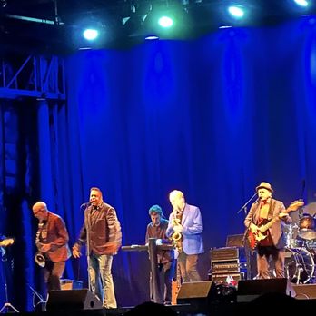 Humphreys Half Moon Inn - Average White Band. Amazing concert - San Diego, CA