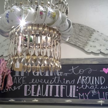 d'annata Boutique - Fun stuff - Women's Clothing Near Me - Las Vegas, Nevada d'annata Boutique - Fun stuff - Women's Clothing Near Me - Las Vegas, Nevada