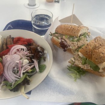 Zaddy’s - Cajun Lemon Pepper Tuna Zaddy Sammich and Zaddy's Salad - Salad Near Me - Atlanta, Georgia