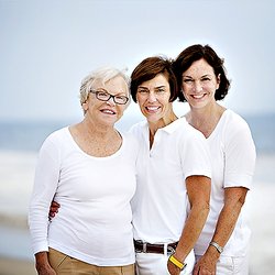 Randi Baird Photography - Martha's Vineyard Family Portrait by Randi Baird Photography