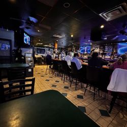 Blinky's Noble Grill & Bar
