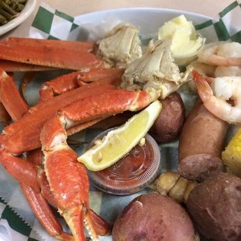 Poplar Pizza - Howard - Seafood boil - Pizza Near Me - Howard, Kansas Poplar Pizza - Howard - Seafood boil - Pizza Near Me - Howard, Kansas