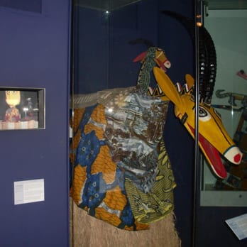 Brighton Museum & Art Gallery - Museums Near Me - Brighton, BNH