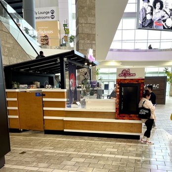 Unicone Crepes - Their kiosk within the Westfield mall in Tukwila near the escalators leading up to the movie theater - Creperies Near Me - Tukwila, Washington Unicone Crepes - Their kiosk within the Westfield mall in Tukwila near the escalators leading up to the movie theater - Creperies Near Me - Tukwila, Washington
