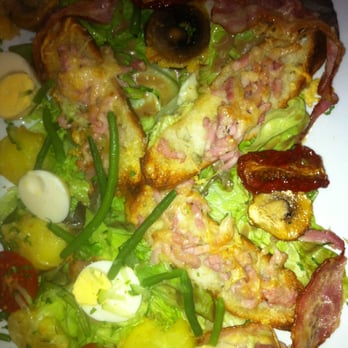 Studio 104 - salade Paysanne - Italian Near Me - Paris, 75