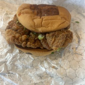 Spicy Boys Fried Chicken - The OG Sandwich - Food Trucks Near Me - Austin, Texas Spicy Boys Fried Chicken - The OG Sandwich - Food Trucks Near Me - Austin, Texas