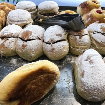 Lombok Fresh Food - Bakeries Near Me - Buenos Aires, C