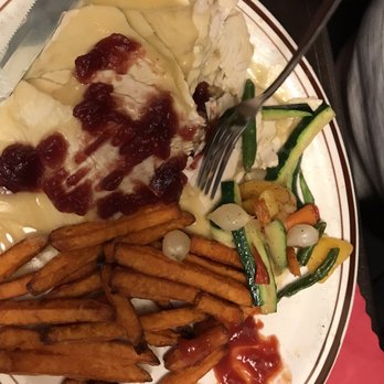 D Lux Diner - Turkey dinner sweet potato fries and veggies - Diners Near Me - Middletown, New York