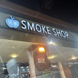 V.V. Smoke Shop - Smoke shop