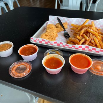 Wing Snob - 5 hot sauce line up!! - Chicken Wings Near Me - Frisco, Texas