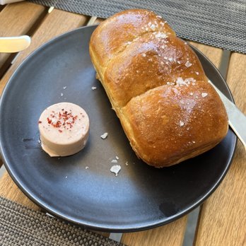 Americana House - Honey bread with blueberry butter - American Near Me - Lodi, California Americana House - Honey bread with blueberry butter - American Near Me - Lodi, California