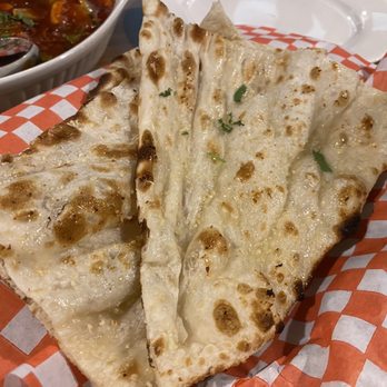Masala Authentic Indian Cuisine - Garlic Naan - Indian Near Me - Banff, Alberta Masala Authentic Indian Cuisine - Garlic Naan - Indian Near Me - Banff, Alberta