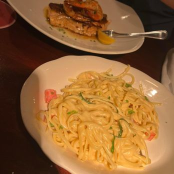 Pappadeaux Seafood Kitchen - Seafood Near Me - Pharr, Texas