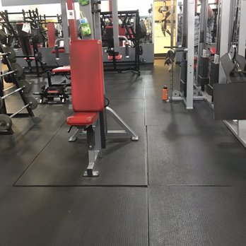 4th Ave Gym - Alba's path of destruction. water bottle on the fly machine and the cable and the other cable machine had her towel gone for 20 - Gyms Near Me - Yuma, Arizona