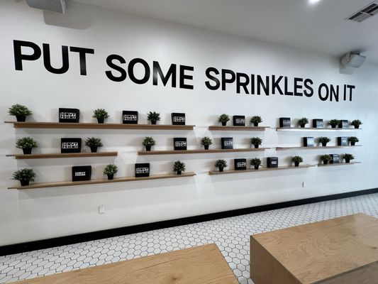 DONUT FRIEND DTLA by null