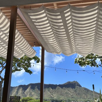 Deck. - View - Hawaiian Near Me - Honolulu, Hawaii
