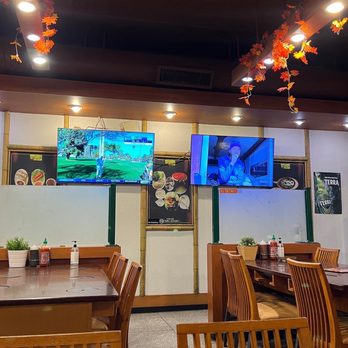 Pho32 & Shabu - Interior - Vietnamese Near Me - Bayside, New York Pho32 & Shabu - Interior - Vietnamese Near Me - Bayside, New York