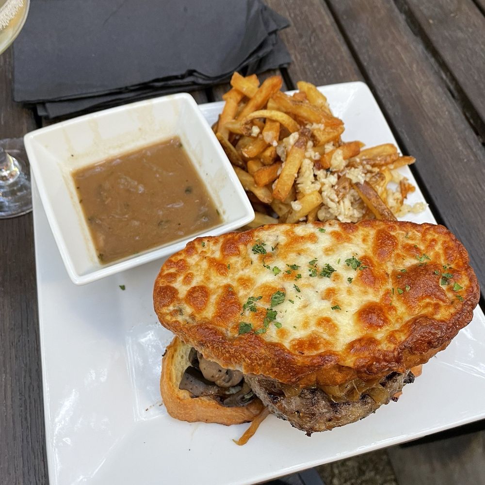 The Bad Apple - Parisian Patty Melt - American Near Me - Chicago, Illinois The Bad Apple - Parisian Patty Melt - American Near Me - Chicago, Illinois