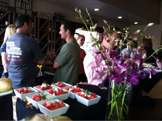 Village Vino by null