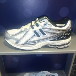 Champs Sports - New Balance shoes