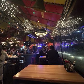 Barking Crab - Seafood Near Me - Boston, Massachusetts