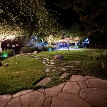 Lazy Z Resort - Another outdoor lounge or wedding area - Resorts Near Me - Twain Harte, California