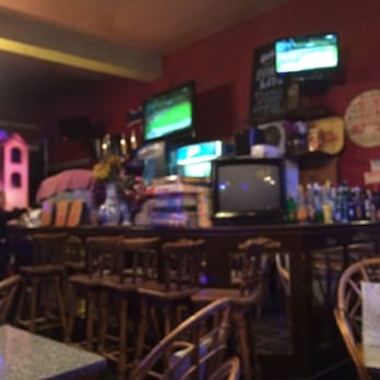 Life - Dive Bars Near Me - Rosario, S
