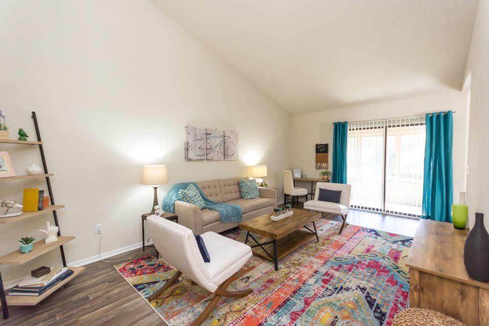 THE OXFORD APARTMENTS Updated September 2024 22 Photos 3400 Club Lakes Pkwy, Lawrenceville