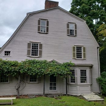 Old Manse - Landmarks & Historical Buildings Near Me - Concord, Massachusetts Old Manse - Landmarks & Historical Buildings Near Me - Concord, Massachusetts