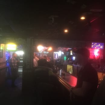 ET's Classy Lounge - Dive Bars Near Me - Temecula, California